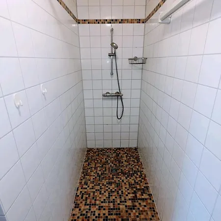 Lejlighed Privatwohnung Mit Grossem Garten *