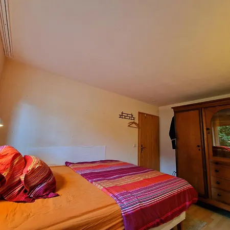 Privatwohnung Mit Grossem Garten Apartment